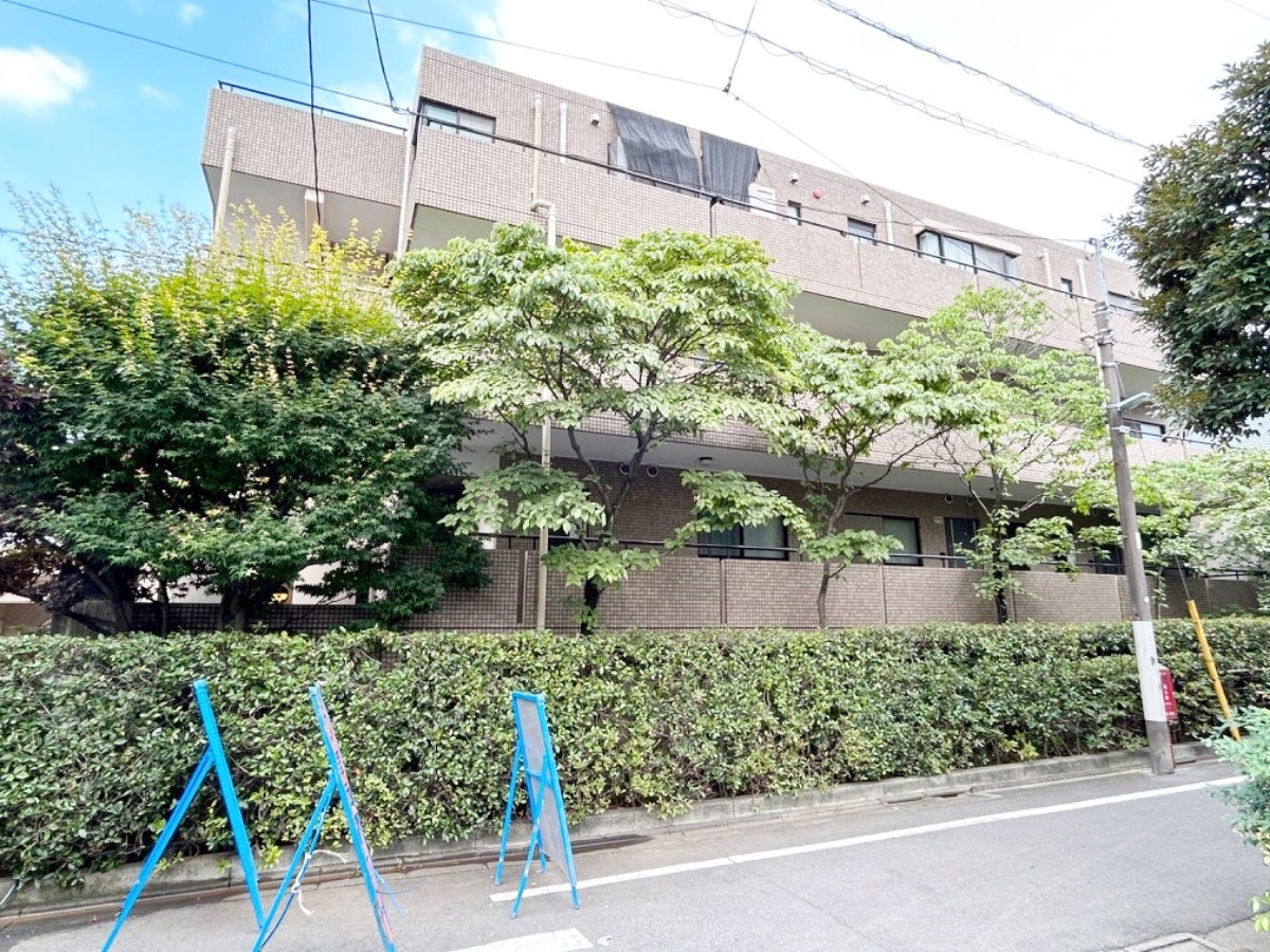 お部屋探しは株式会社 タウンハウジング までお気軽にお問合せ下さい。
クレジットカード決済・首都圏を中心直営143店舗 仲介件数全国2位の豊富な実績!諸費用・審査等・何でもご相談下さい。