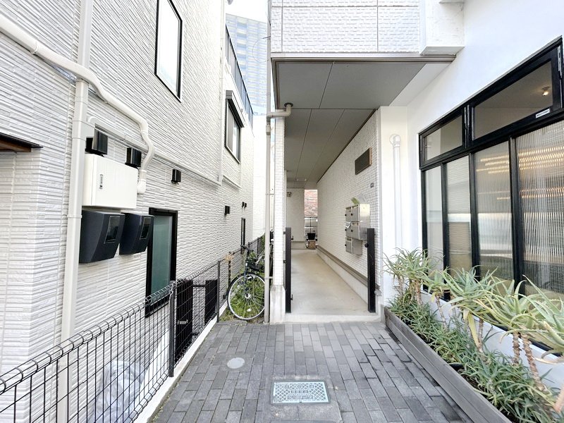 部屋探しは株式会社 タウンハウジング までお気軽にお問合せ下さい。
クレジットカード決済・首都圏を中心直営143店舗 仲介件数全国2位の豊富な実績!諸費用・審査等・何でもご相談下さい。