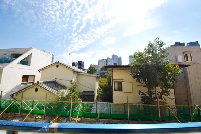 お部屋探しは株式会社 タウンハウジング までお気軽にお問合せ下さい。
クレジットカード決済・首都圏を中心直営143店舗 仲介件数全国2位の豊富な実績!諸費用・審査等・何でもご相談下さい。