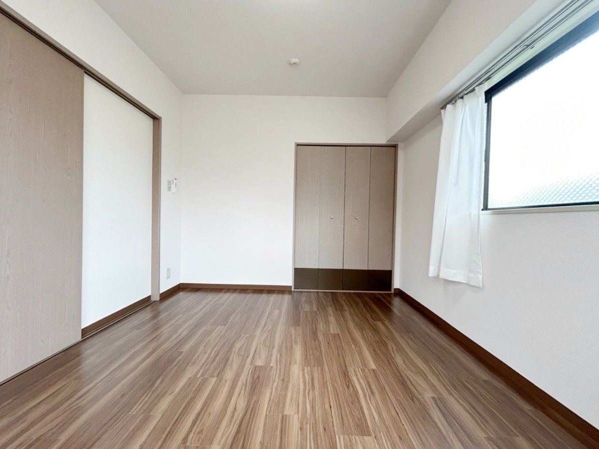 お部屋探しは株式会社 タウンハウジング までお気軽にお問合せ下さい。
クレジットカード決済・首都圏を中心直営143店舗 仲介件数全国2位の豊富な実績!諸費用・審査等・何でもご相談下さい。