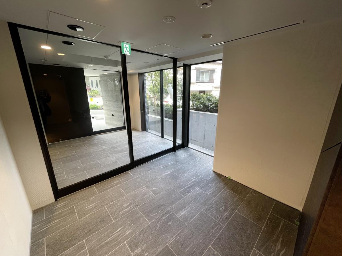 部屋探しは株式会社 タウンハウジング までお気軽にお問合せ下さい。
クレジットカード決済・首都圏を中心直営143店舗 仲介件数全国2位の豊富な実績!諸費用・審査等・何でもご相談下さい。