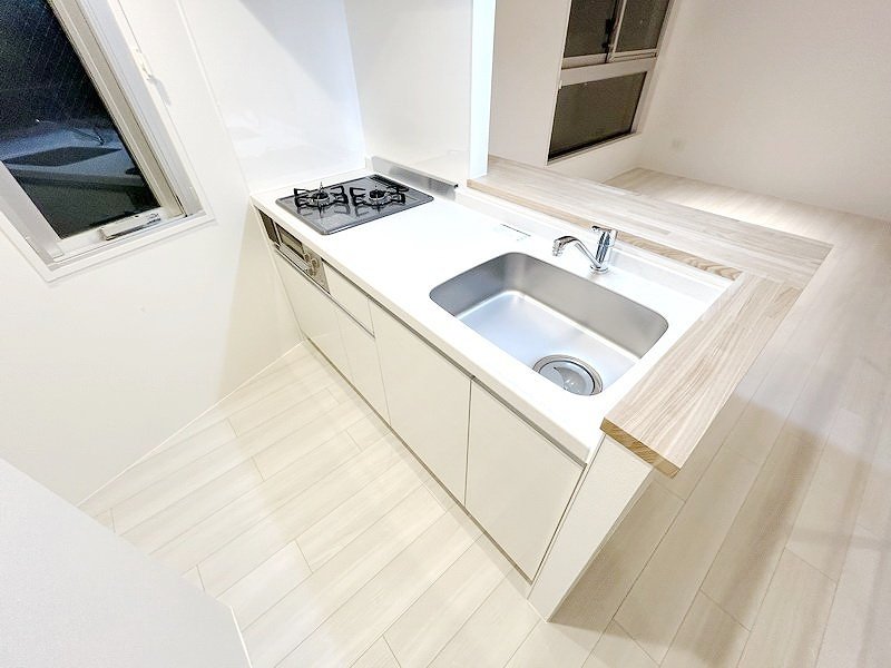 お部屋探しは株式会社 タウンハウジング までお気軽にお問合せ下さい。
クレジットカード決済・首都圏を中心直営143店舗 仲介件数全国2位の豊富な実績!諸費用・審査等・何でもご相談下さい。