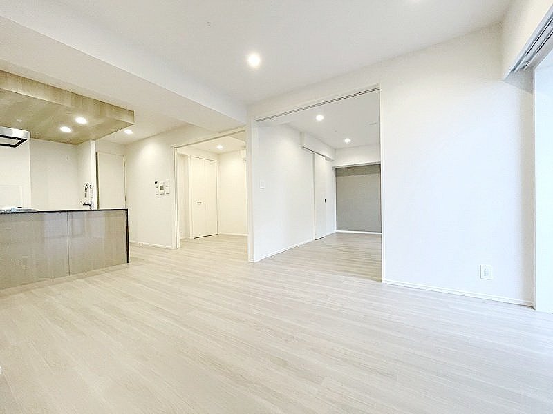 お問合せは(株)タウンハウジングレジデンス事業部【03-5563-9055】までお気軽にお問合せ下さい。