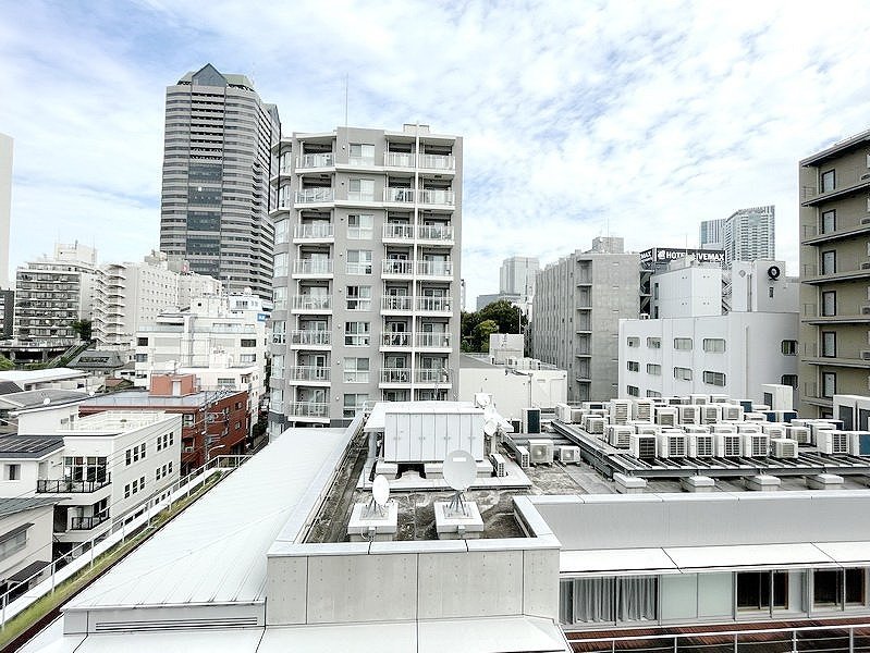 お部屋探しは株式会社 タウンハウジング までお気軽にお問合せ下さい。
クレジットカード決済・首都圏を中心直営143店舗 仲介件数全国2位の豊富な実績!諸費用・審査等・何でもご相談下さい。