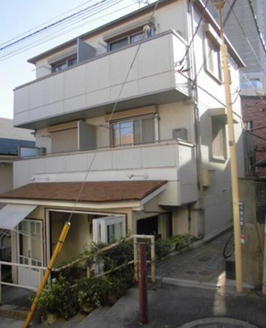 お部屋探しは株式会社 タウンハウジング までお気軽にお問合せ下さい。
クレジットカード決済・首都圏を中心直営143店舗 仲介件数全国2位の豊富な実績!諸費用・審査等・何でもご相談下さい。