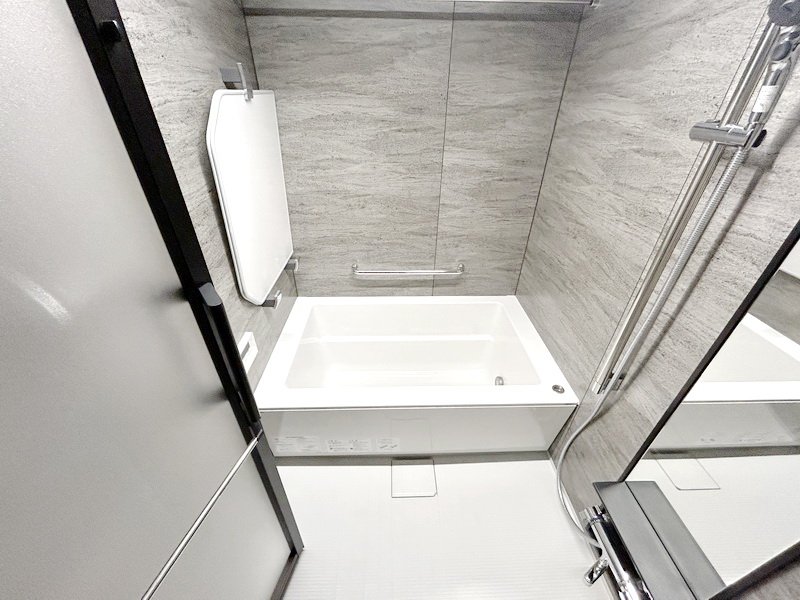 お部屋探しは株式会社 タウンハウジング までお気軽にお問合せ下さい。
クレジットカード決済・首都圏を中心直営143店舗 仲介件数全国2位の豊富な実績!諸費用・審査等・何でもご相談下さい。