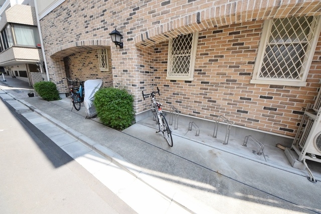 ★駐輪場・スタンド式です★