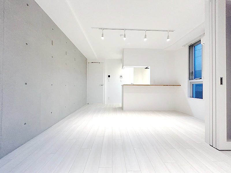 部屋探しは株式会社 タウンハウジング までお気軽にお問合せ下さい。
クレジットカード決済・首都圏を中心直営143店舗 仲介件数全国2位の豊富な実績!諸費用・審査等・何でもご相談下さい。