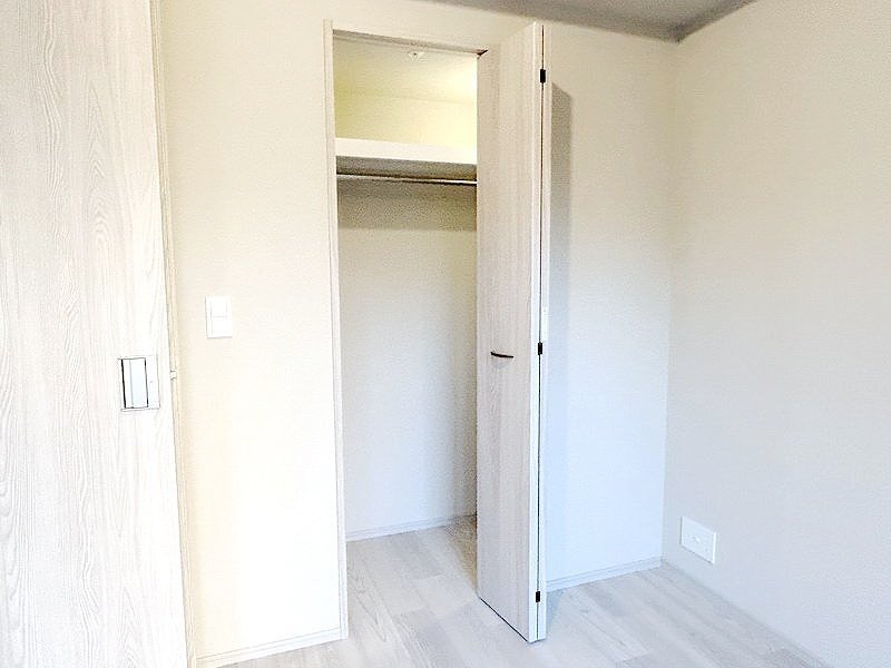 お部屋探しは株式会社 タウンハウジング までお気軽にお問合せ下さい。
クレジットカード決済・首都圏を中心直営143店舗 仲介件数全国2位の豊富な実績!諸費用・審査等・何でもご相談下さい。