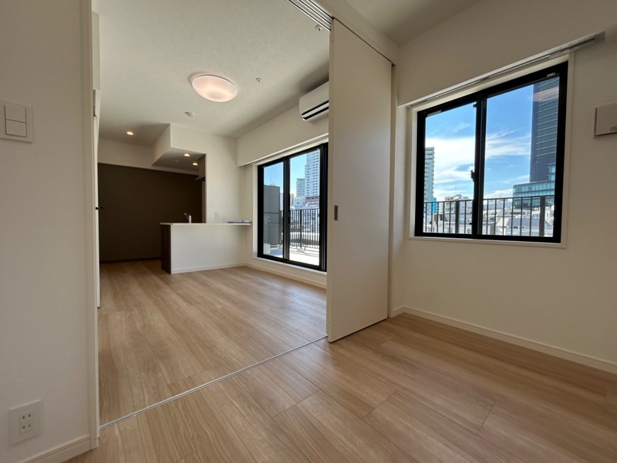 お部屋探しは株式会社 タウンハウジング までお気軽にお問合せ下さい。
クレジットカード決済・首都圏を中心直営143店舗 仲介件数全国2位の豊富な実績!諸費用・審査等・何でもご相談下さい。