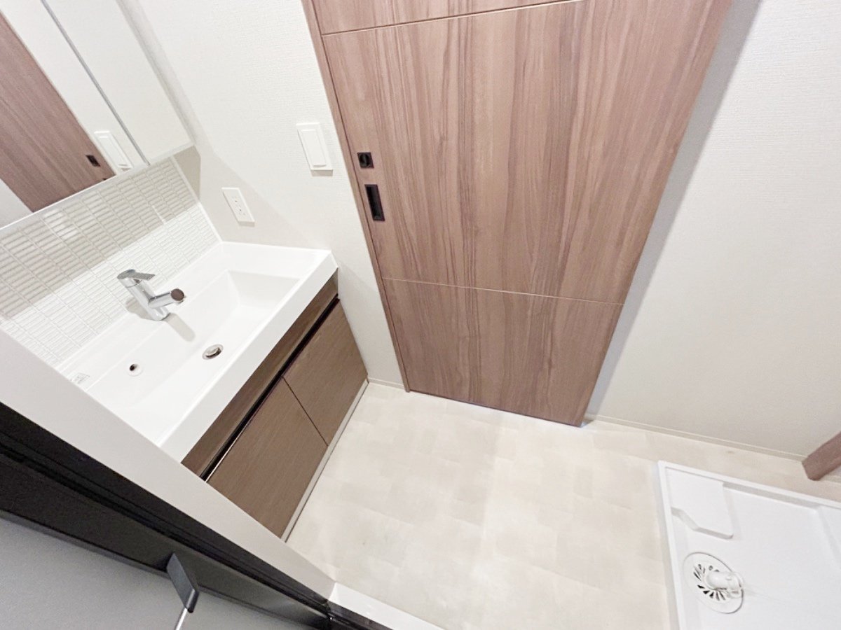 お部屋探しは株式会社 タウンハウジング までお気軽にお問合せ下さい。
クレジットカード決済・首都圏を中心直営143店舗 仲介件数全国2位の豊富な実績!諸費用・審査等・何でもご相談下さい。