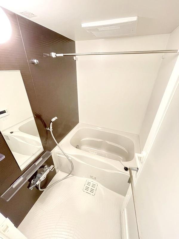 タウンハウジングレジデンス事業部 恵比寿店・赤坂店までお問合せ下さい。