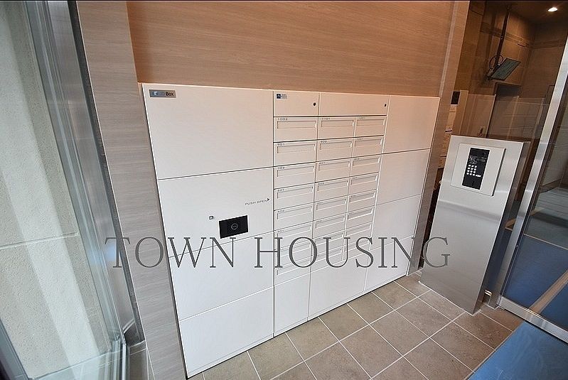 部屋探しは株式会社 タウンハウジング までお気軽にお問合せ下さい。
クレジットカード決済・首都圏を中心直営143店舗 仲介件数全国2位の豊富な実績!諸費用・審査等・何でもご相談下さい。