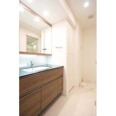 お部屋探しは株式会社 タウンハウジング までお気軽にお問合せ下さい。
クレジットカード決済・首都圏を中心直営143店舗 仲介件数全国2位の豊富な実績!諸費用・審査等・何でもご相談下さい。