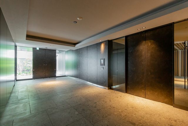 部屋探しは株式会社 タウンハウジング までお気軽にお問合せ下さい。
クレジットカード決済・首都圏を中心直営143店舗 仲介件数全国2位の豊富な実績!諸費用・審査等・何でもご相談下さい。