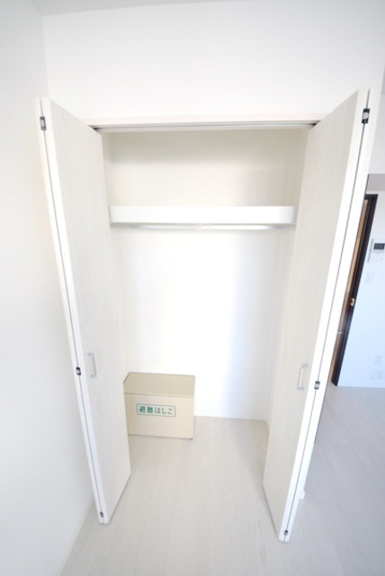 お部屋探しは株式会社 タウンハウジング までお気軽にお問合せ下さい。
クレジットカード決済・首都圏を中心直営143店舗 仲介件数全国2位の豊富な実績!諸費用・審査等・何でもご相談下さい。