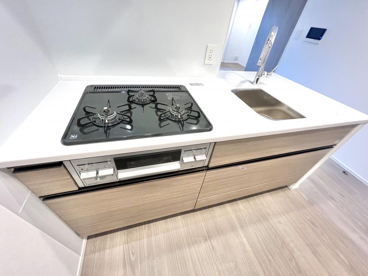 お部屋探しは株式会社 タウンハウジング までお気軽にお問合せ下さい。
クレジットカード決済・首都圏を中心直営143店舗 仲介件数全国2位の豊富な実績!諸費用・審査等・何でもご相談下さい。