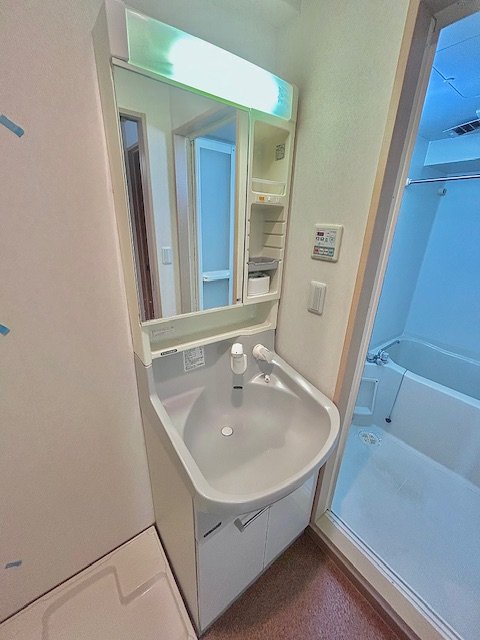 お部屋探しは株式会社 タウンハウジング までお気軽にお問合せ下さい。
クレジットカード決済・首都圏を中心直営143店舗 仲介件数全国2位の豊富な実績!諸費用・審査等・何でもご相談下さい。