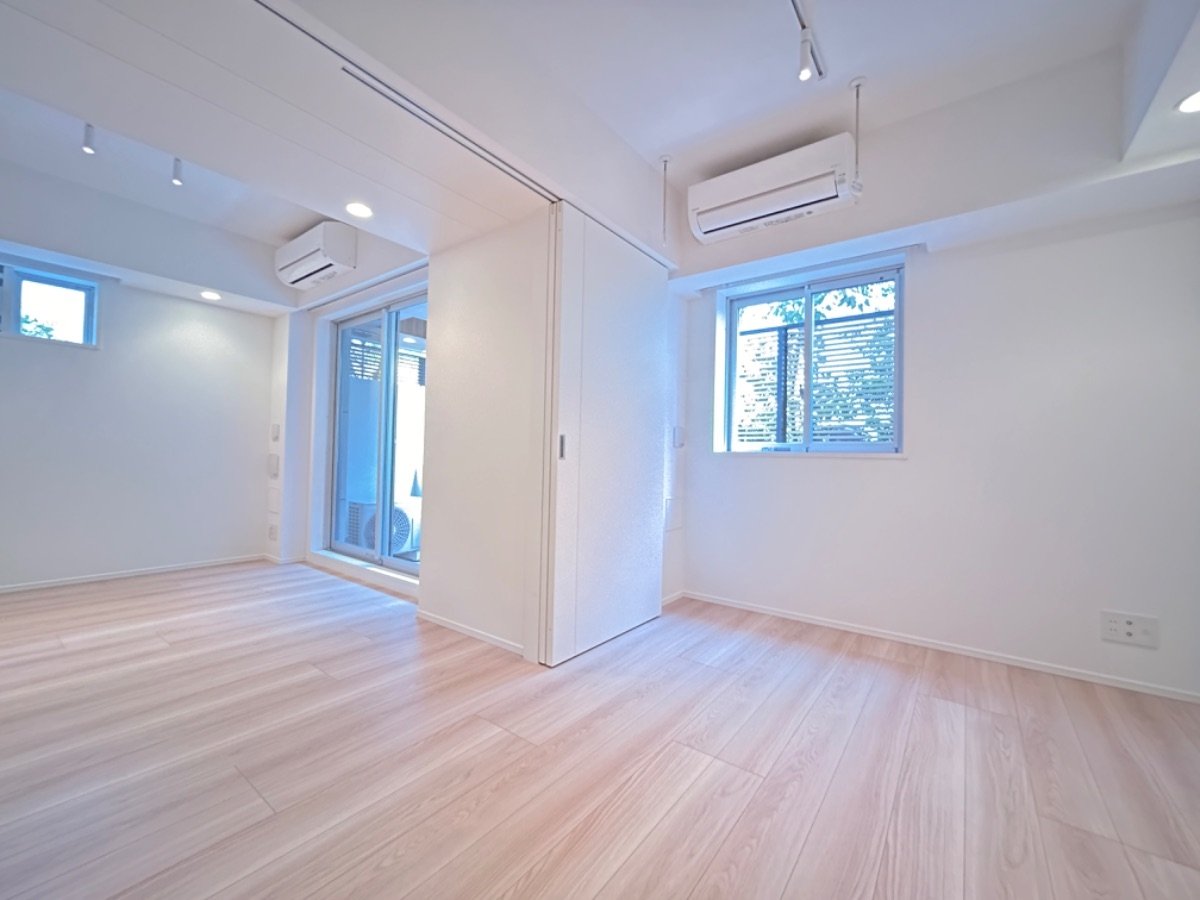 お部屋探しは株式会社 タウンハウジング までお気軽にお問合せ下さい。
クレジットカード決済・首都圏を中心直営143店舗 仲介件数全国2位の豊富な実績!諸費用・審査等・何でもご相談下さい。