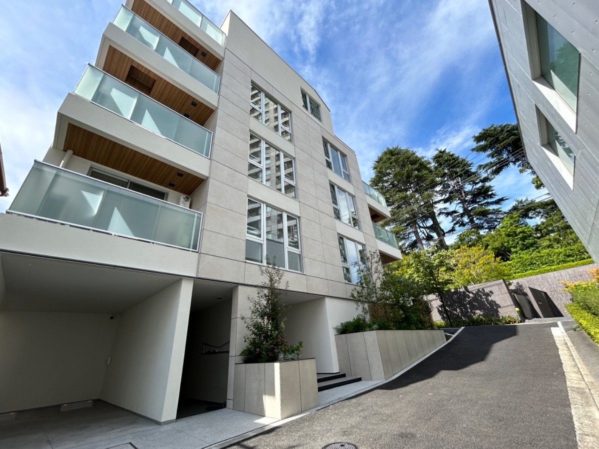 お部屋探しは株式会社 タウンハウジング までお気軽にお問合せ下さい。
クレジットカード決済・首都圏を中心直営143店舗 仲介件数全国2位の豊富な実績!諸費用・審査等・何でもご相談下さい。