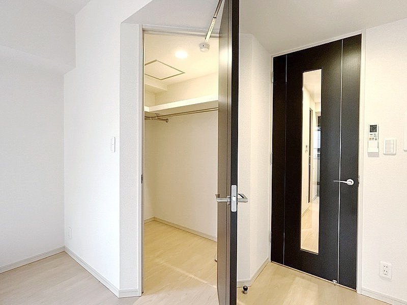 部屋探しは株式会社 タウンハウジング までお気軽にお問合せ下さい。
クレジットカード決済・首都圏を中心直営143店舗 仲介件数全国2位の豊富な実績!諸費用・審査等・何でもご相談下さい。