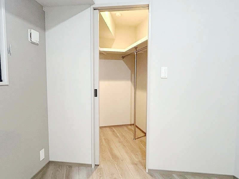 お部屋探しは株式会社 タウンハウジング までお気軽にお問合せ下さい。
クレジットカード決済・首都圏を中心直営143店舗 仲介件数全国2位の豊富な実績!諸費用・審査等・何でもご相談下さい。