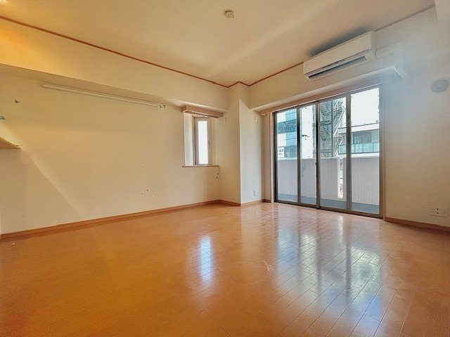 お部屋探しは株式会社 タウンハウジング までお気軽にお問合せ下さい。
クレジットカード決済・首都圏を中心直営143店舗 仲介件数全国2位の豊富な実績!諸費用・審査等・何でもご相談下さい。