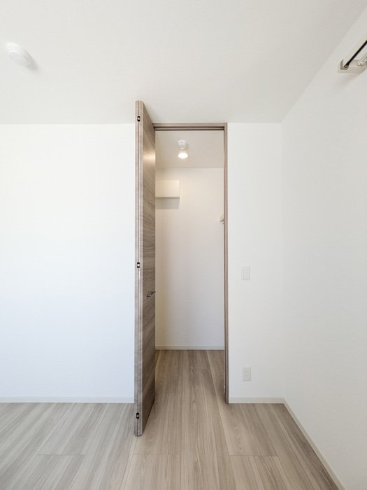 お部屋探しは株式会社 タウンハウジング までお気軽にお問合せ下さい。
クレジットカード決済・首都圏を中心直営143店舗 仲介件数全国2位の豊富な実績!諸費用・審査等・何でもご相談下さい。