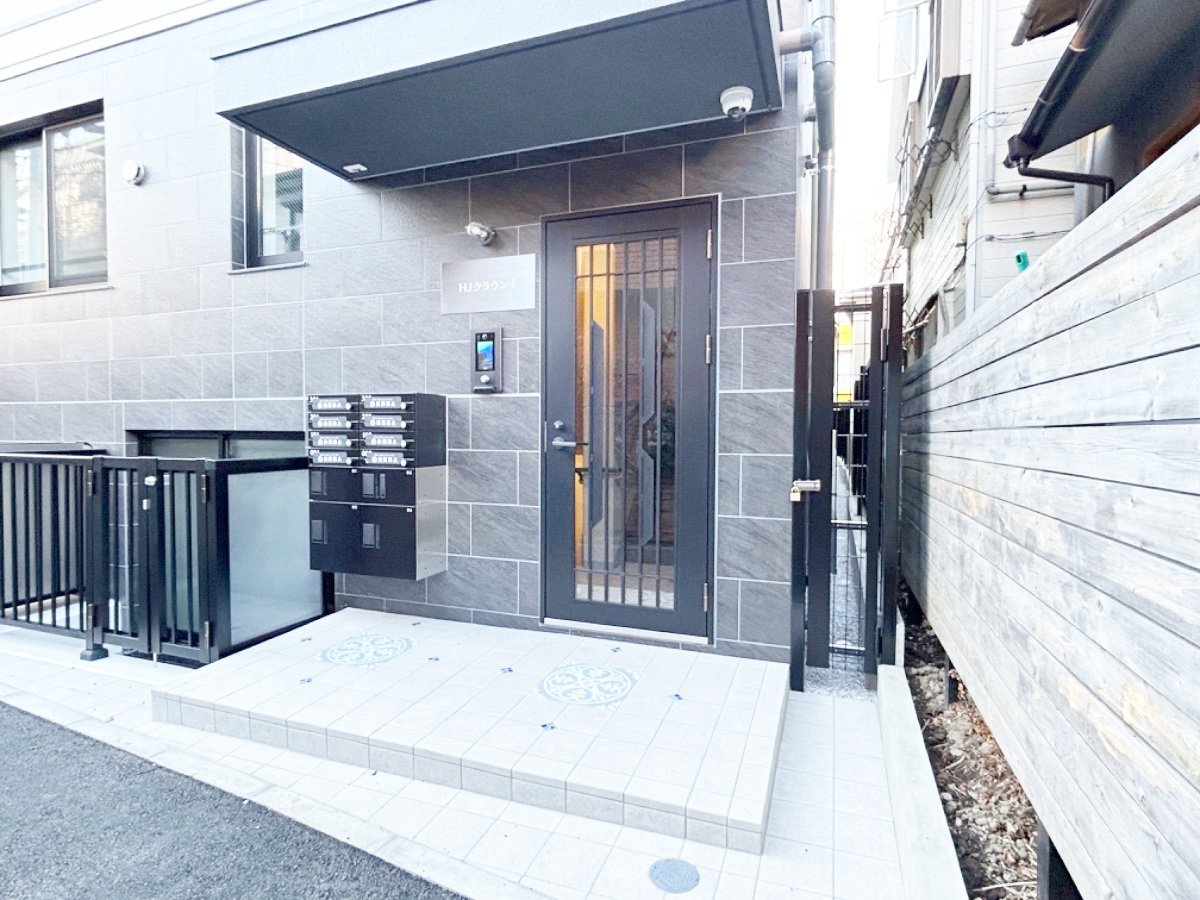 部屋探しは株式会社 タウンハウジング までお気軽にお問合せ下さい。
クレジットカード決済・首都圏を中心直営143店舗 仲介件数全国2位の豊富な実績!諸費用・審査等・何でもご相談下さい。