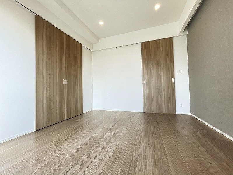 お部屋探しは株式会社 タウンハウジング までお気軽にお問合せ下さい。
クレジットカード決済・首都圏を中心直営143店舗 仲介件数全国2位の豊富な実績!諸費用・審査等・何でもご相談下さい。