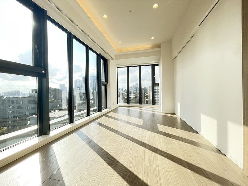 お問合せは(株)タウンハウジングレジデンス事業部 赤坂店・恵比寿店までお問合せ下さい。