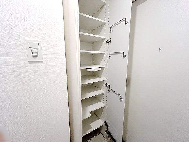 お部屋探しは株式会社 タウンハウジング までお気軽にお問合せ下さい。
クレジットカード決済・首都圏を中心直営143店舗 仲介件数全国2位の豊富な実績!諸費用・審査等・何でもご相談下さい。