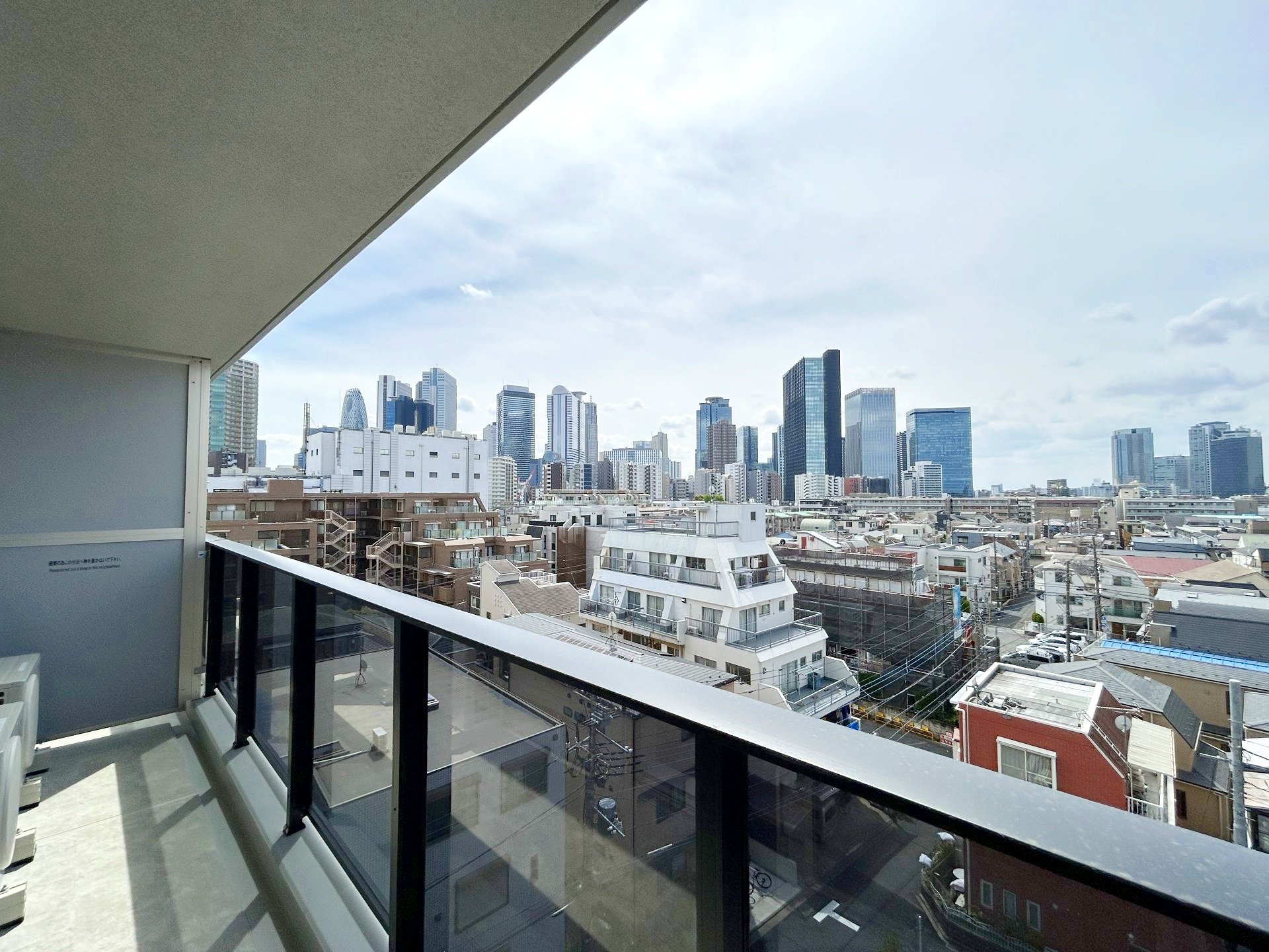 お部屋探しは株式会社 タウンハウジング までお気軽にお問合せ下さい。
クレジットカード決済・首都圏を中心直営143店舗 仲介件数全国2位の豊富な実績!諸費用・審査等・何でもご相談下さい。