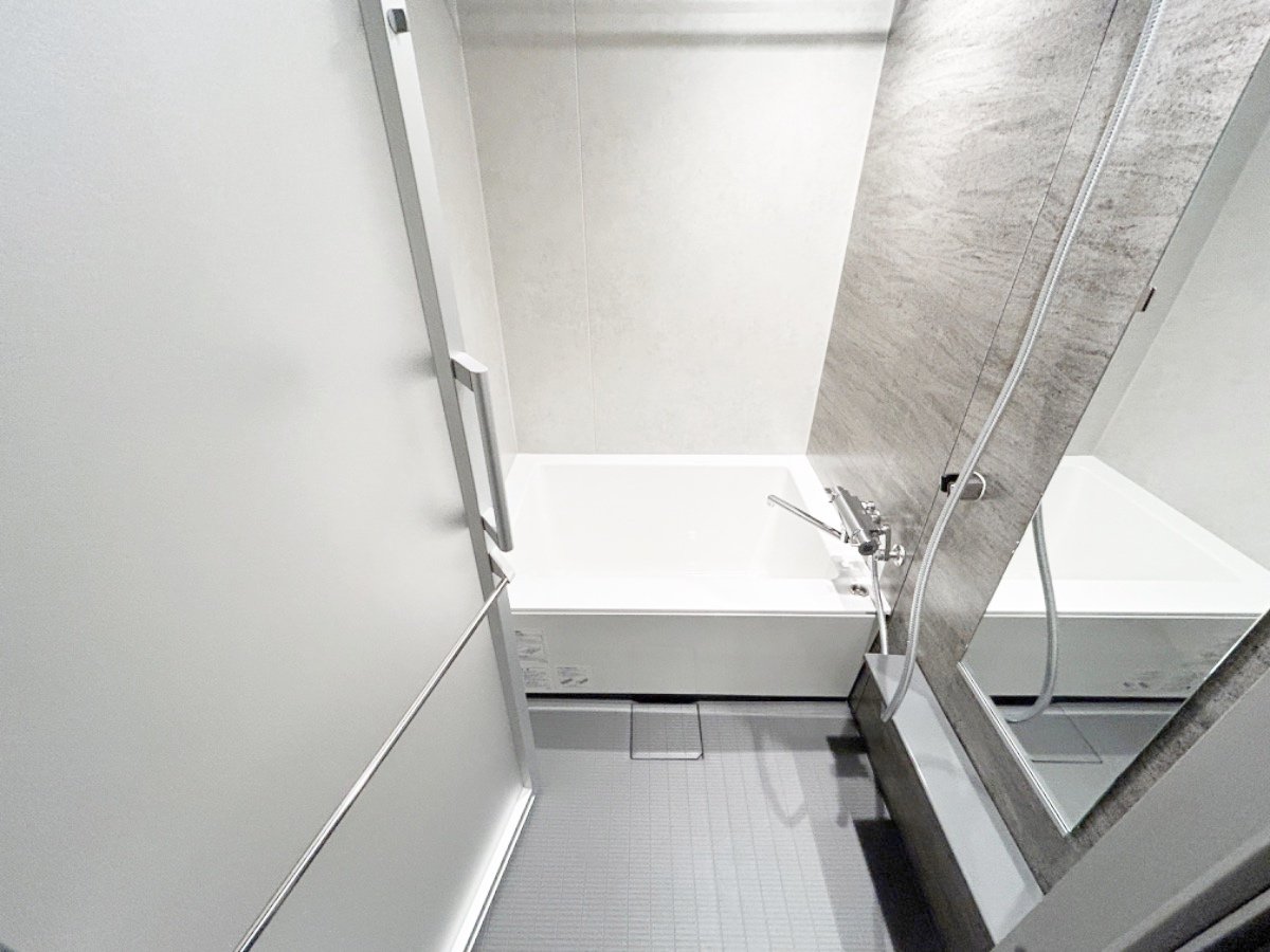 お部屋探しは株式会社 タウンハウジング までお気軽にお問合せ下さい。
クレジットカード決済・首都圏を中心直営143店舗 仲介件数全国2位の豊富な実績!諸費用・審査等・何でもご相談下さい。