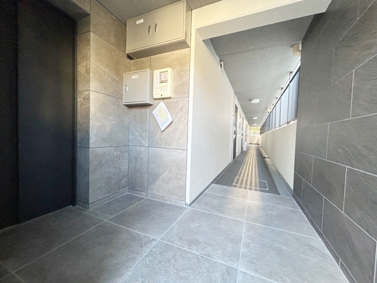 部屋探しは株式会社 タウンハウジング までお気軽にお問合せ下さい。
クレジットカード決済・首都圏を中心直営143店舗 仲介件数全国2位の豊富な実績!諸費用・審査等・何でもご相談下さい。