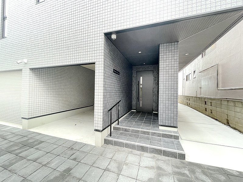 部屋探しは株式会社 タウンハウジング までお気軽にお問合せ下さい。
クレジットカード決済・首都圏を中心直営143店舗 仲介件数全国2位の豊富な実績!諸費用・審査等・何でもご相談下さい。