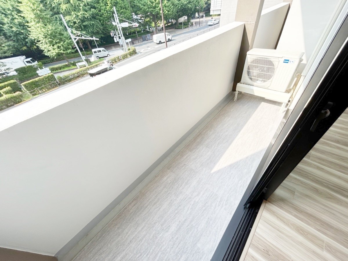 お部屋探しは株式会社 タウンハウジング までお気軽にお問合せ下さい。
クレジットカード決済・首都圏を中心直営143店舗 仲介件数全国2位の豊富な実績!諸費用・審査等・何でもご相談下さい。