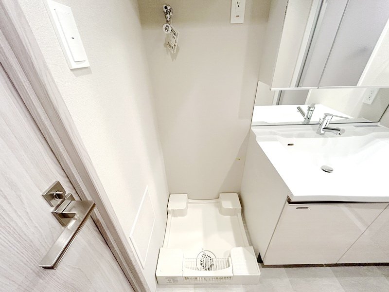 お部屋探しは株式会社 タウンハウジング までお気軽にお問合せ下さい。
クレジットカード決済・首都圏を中心直営143店舗 仲介件数全国2位の豊富な実績!諸費用・審査等・何でもご相談下さい。