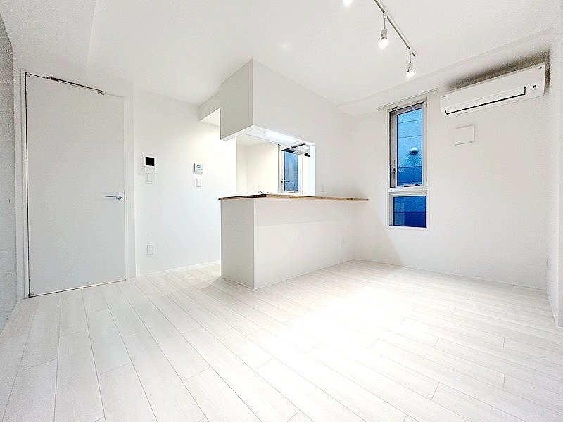 お部屋探しは株式会社 タウンハウジング までお気軽にお問合せ下さい。
クレジットカード決済・首都圏を中心直営143店舗 仲介件数全国2位の豊富な実績!諸費用・審査等・何でもご相談下さい。