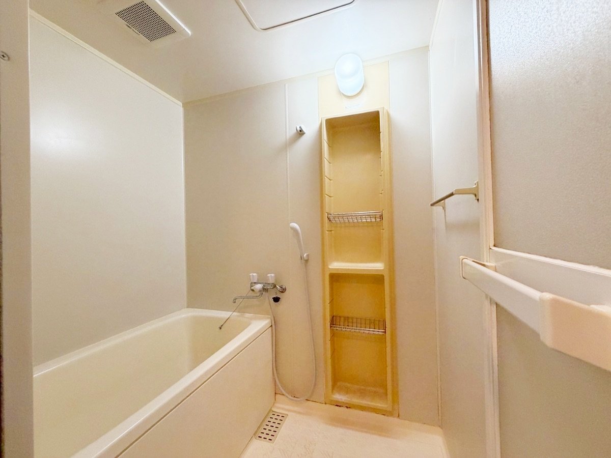 お部屋探しは株式会社 タウンハウジング までお気軽にお問合せ下さい。
クレジットカード決済・首都圏を中心直営143店舗 仲介件数全国2位の豊富な実績!諸費用・審査等・何でもご相談下さい。