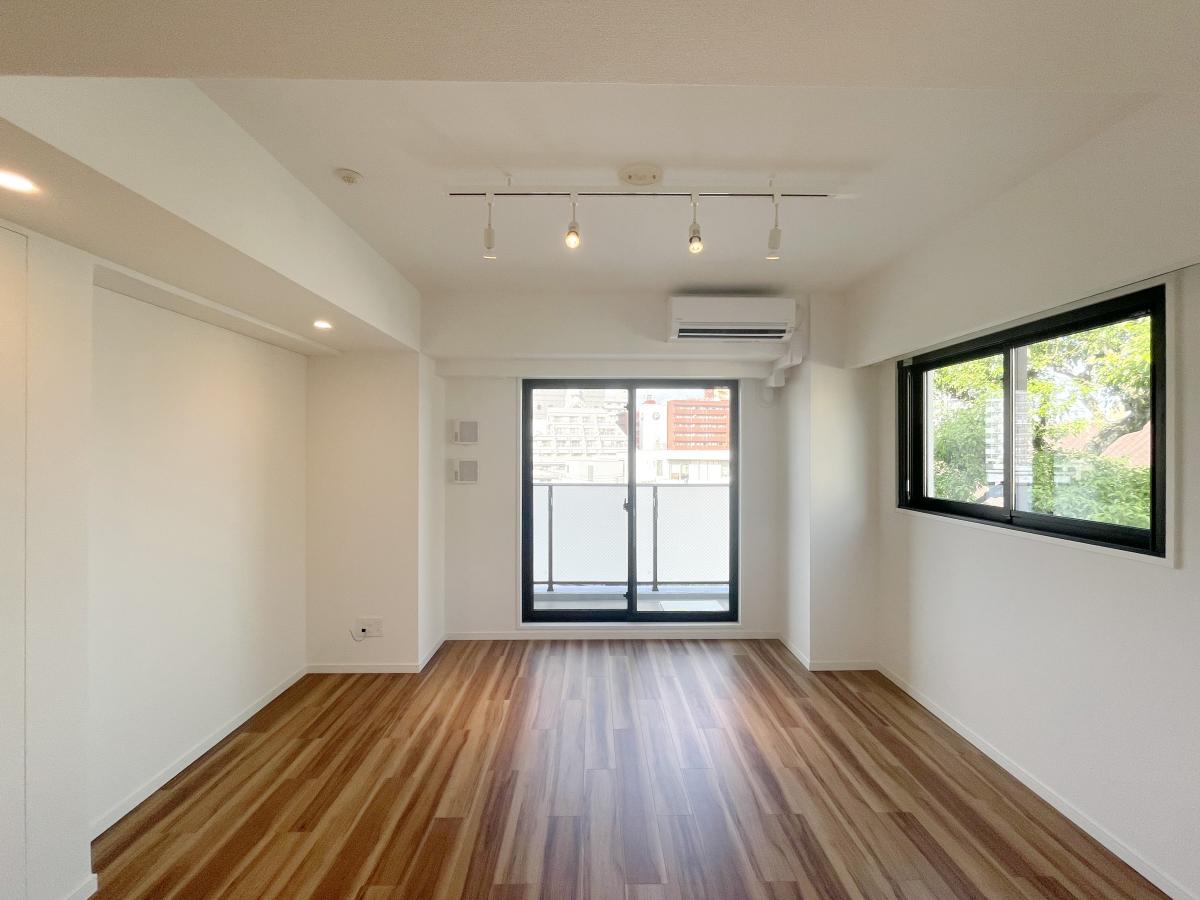 お部屋探しは株式会社 タウンハウジング までお気軽にお問合せ下さい。
クレジットカード決済・首都圏を中心直営143店舗 仲介件数全国2位の豊富な実績!諸費用・審査等・何でもご相談下さい。