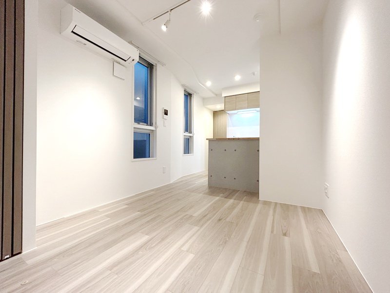 お部屋探しは株式会社 タウンハウジング までお気軽にお問合せ下さい。
クレジットカード決済・首都圏を中心直営143店舗 仲介件数全国2位の豊富な実績!諸費用・審査等・何でもご相談下さい。