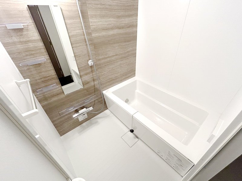 お部屋探しは株式会社 タウンハウジング までお気軽にお問合せ下さい。
クレジットカード決済・首都圏を中心直営143店舗 仲介件数全国2位の豊富な実績!諸費用・審査等・何でもご相談下さい。