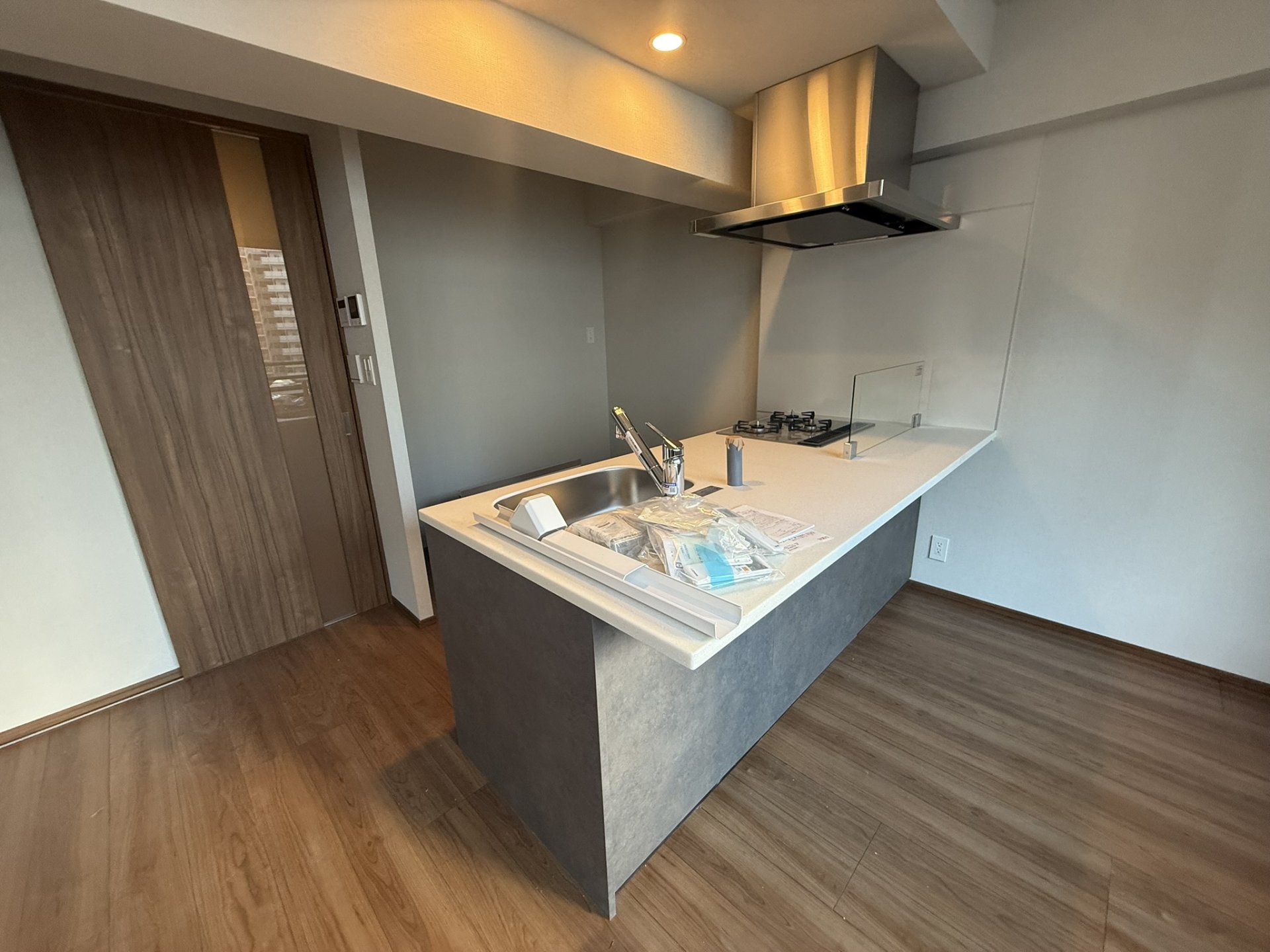 お部屋探しは株式会社 タウンハウジング までお気軽にお問合せ下さい。
クレジットカード決済・首都圏を中心直営143店舗 仲介件数全国2位の豊富な実績!諸費用・審査等・何でもご相談下さい。