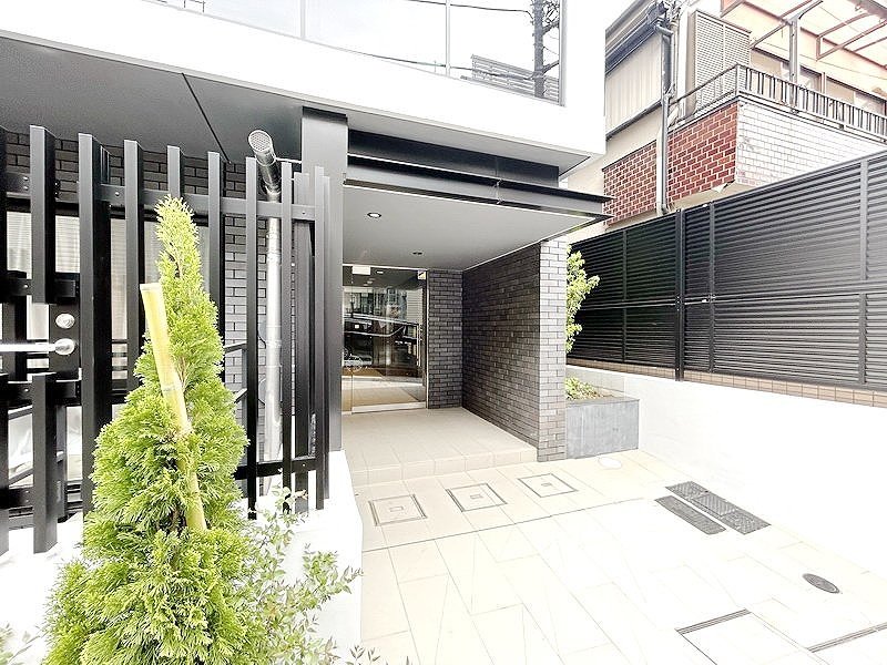 部屋探しは株式会社 タウンハウジング までお気軽にお問合せ下さい。
クレジットカード決済・首都圏を中心直営143店舗 仲介件数全国2位の豊富な実績!諸費用・審査等・何でもご相談下さい。