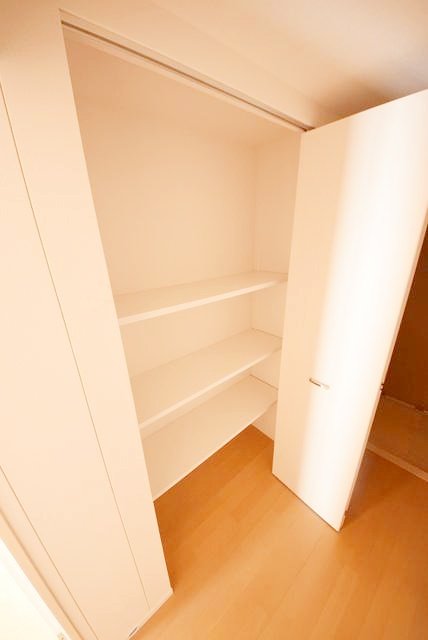 お部屋探しは株式会社 タウンハウジング までお気軽にお問合せ下さい。
クレジットカード決済・首都圏を中心直営143店舗 仲介件数全国2位の豊富な実績!諸費用・審査等・何でもご相談下さい。