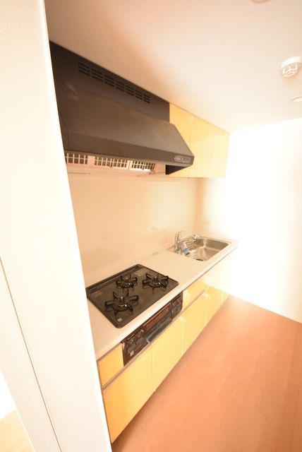 お部屋探しは株式会社 タウンハウジング までお気軽にお問合せ下さい。
クレジットカード決済・首都圏を中心直営143店舗 仲介件数全国2位の豊富な実績!諸費用・審査等・何でもご相談下さい。