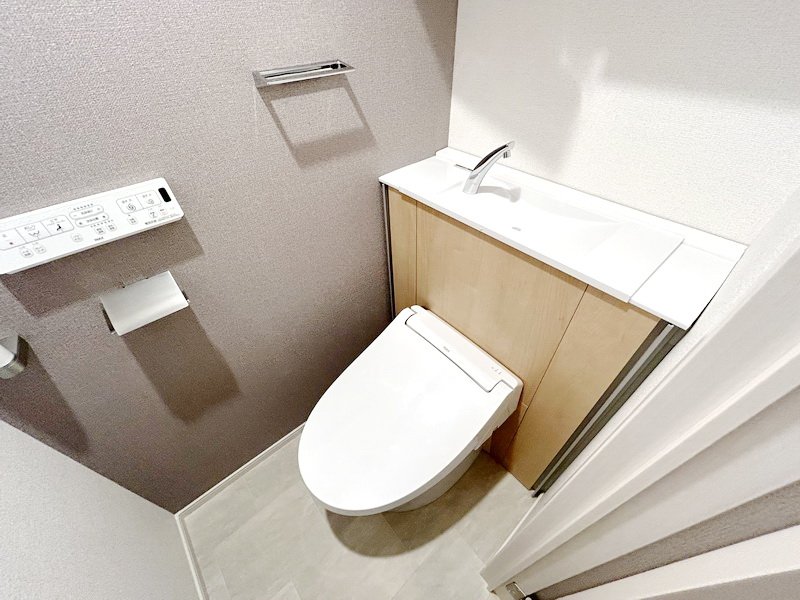 お部屋探しは株式会社 タウンハウジング までお気軽にお問合せ下さい。
クレジットカード決済・首都圏を中心直営143店舗 仲介件数全国2位の豊富な実績!諸費用・審査等・何でもご相談下さい。