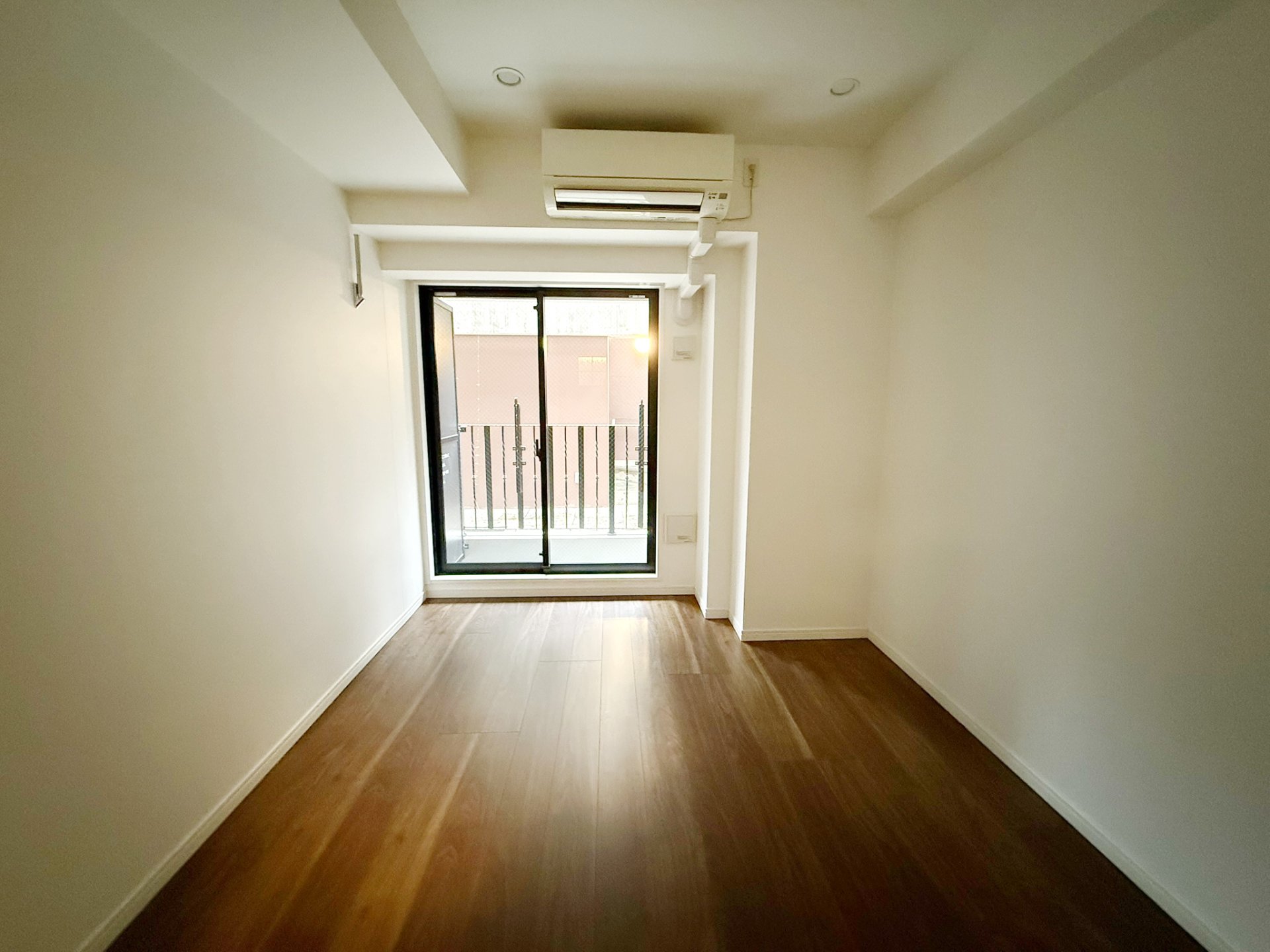 お部屋探しは株式会社 タウンハウジング までお気軽にお問合せ下さい。
クレジットカード決済・首都圏を中心直営143店舗 仲介件数全国2位の豊富な実績!諸費用・審査等・何でもご相談下さい。