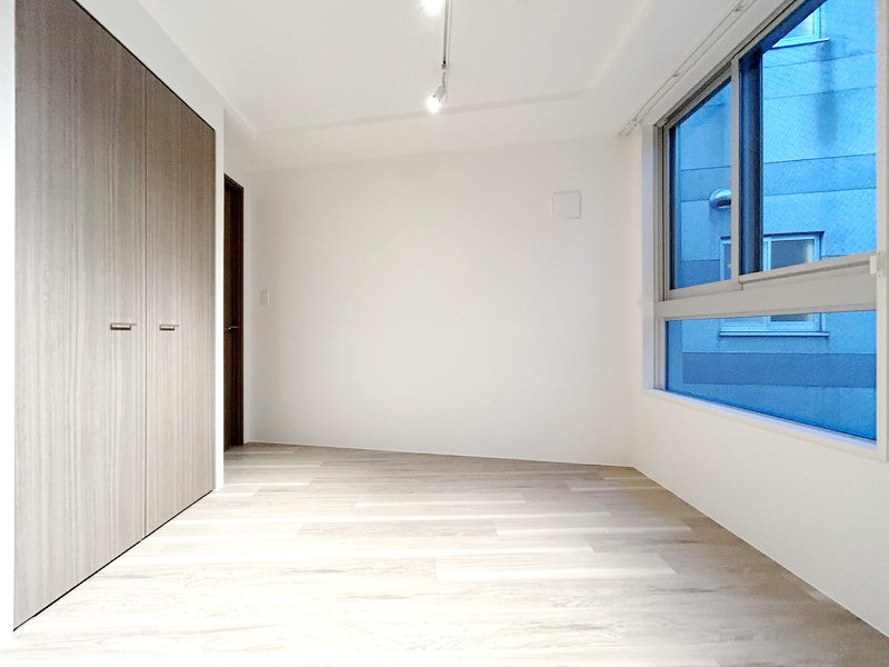 お部屋探しは株式会社 タウンハウジング までお気軽にお問合せ下さい。
クレジットカード決済・首都圏を中心直営143店舗 仲介件数全国2位の豊富な実績!諸費用・審査等・何でもご相談下さい。